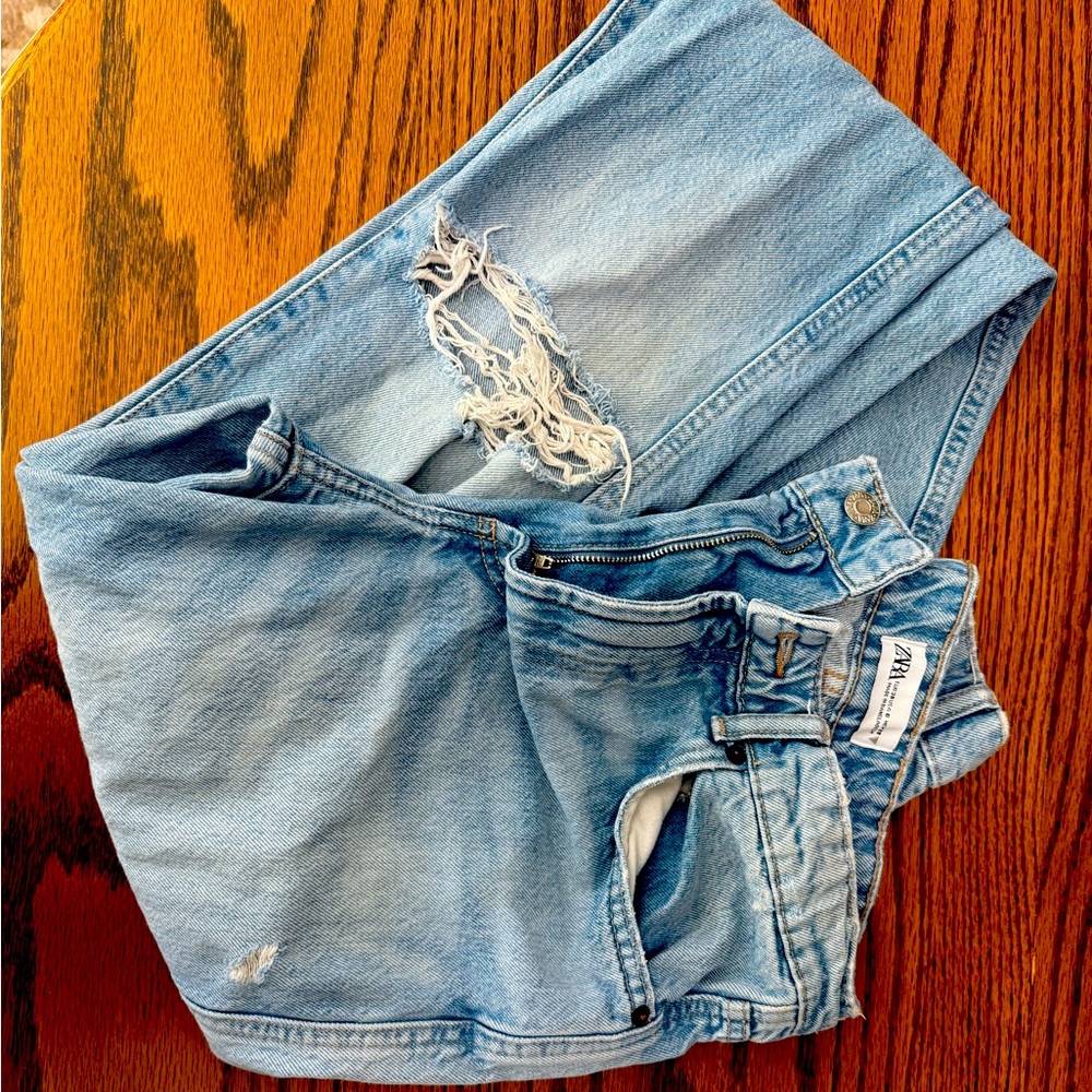 Zara Light Blue Denim Jeans
